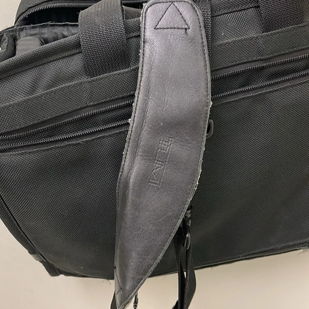 Tumi Alpha Expandable Laptop Bag in Black